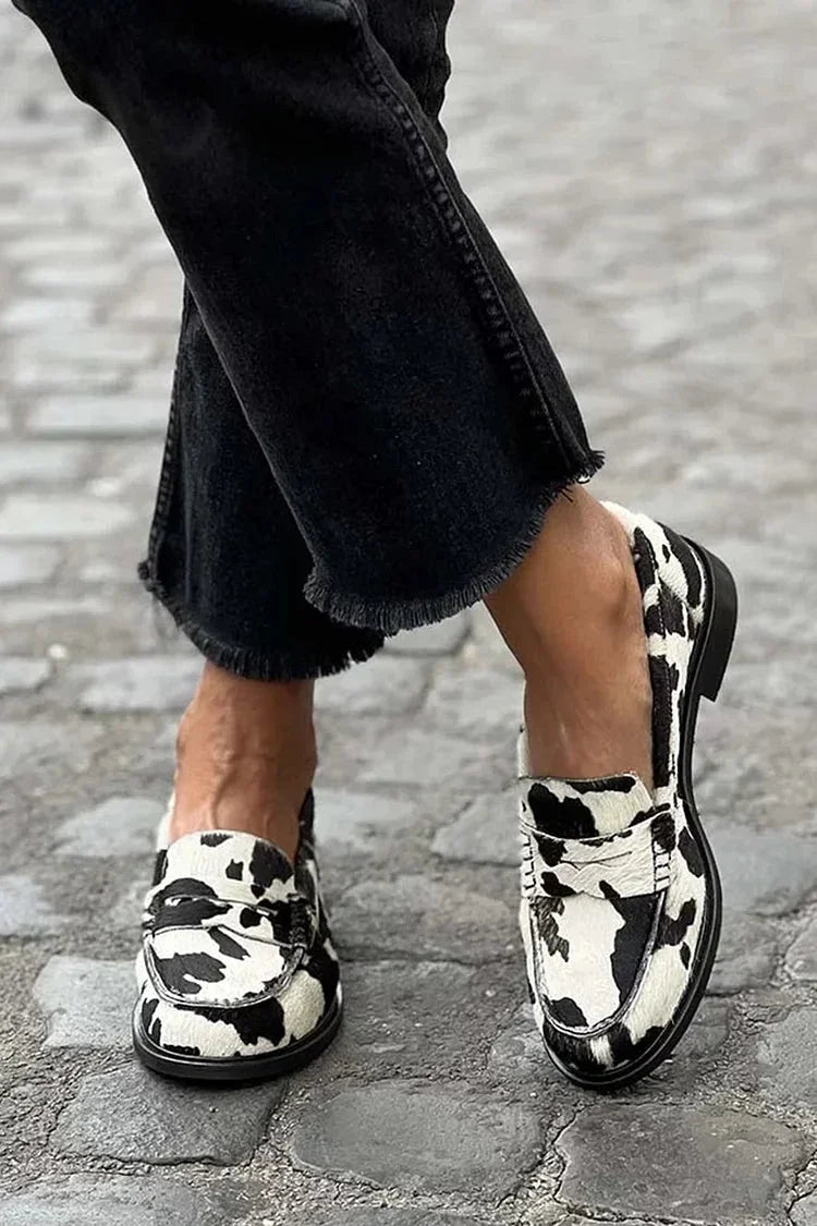 Isabella | Mocassins chics pour femmes à imprimé vache