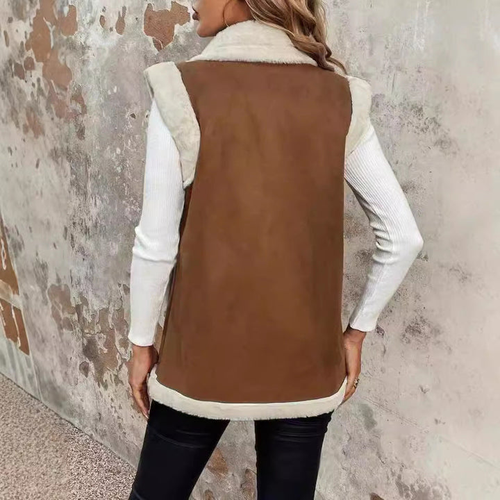 Clara | Elegante und warme Winterweste mit Knopfleiste