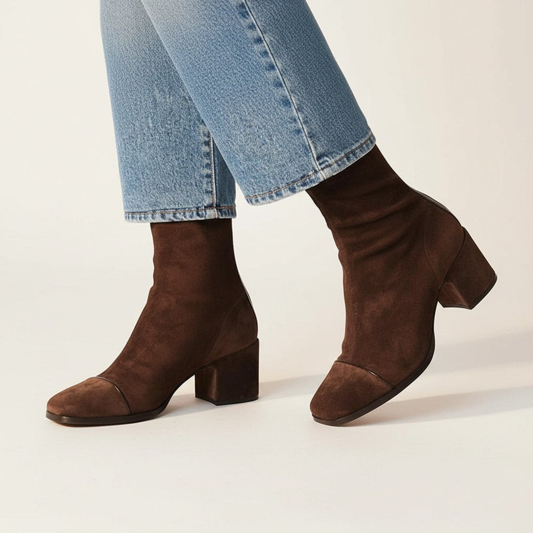 Camille | Élégantes bottines en suède à bout carré