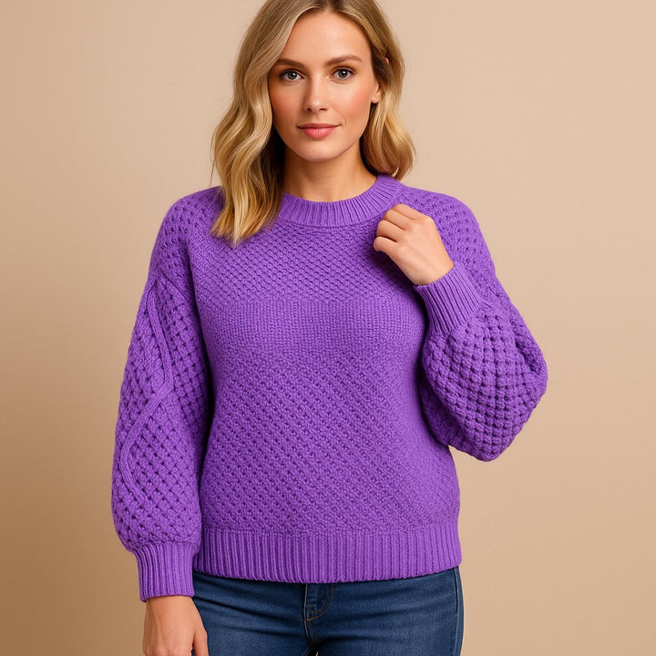 Clara | Cozy and Comfortable Cable-Knit Sweater
