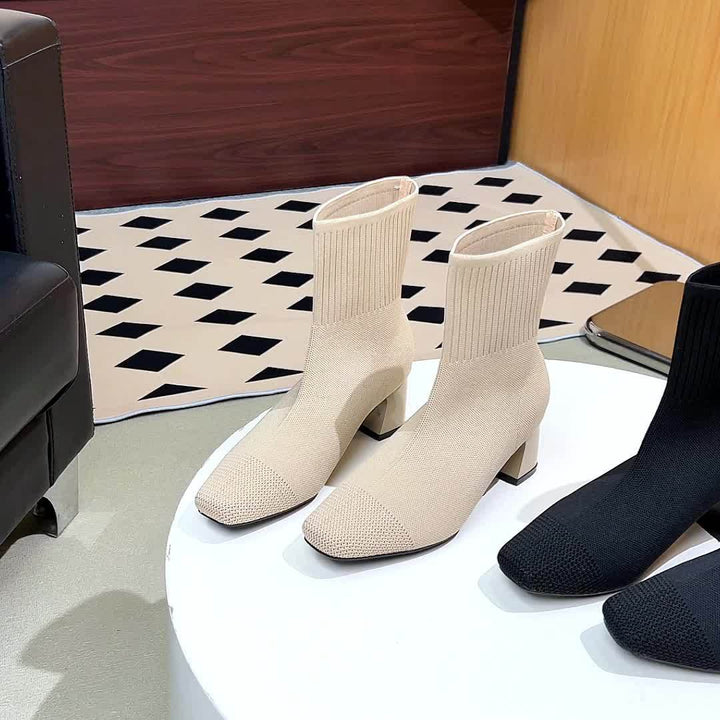 Amara | Stivaletti contemporanei in maglia elasticizzata con punta quadrata