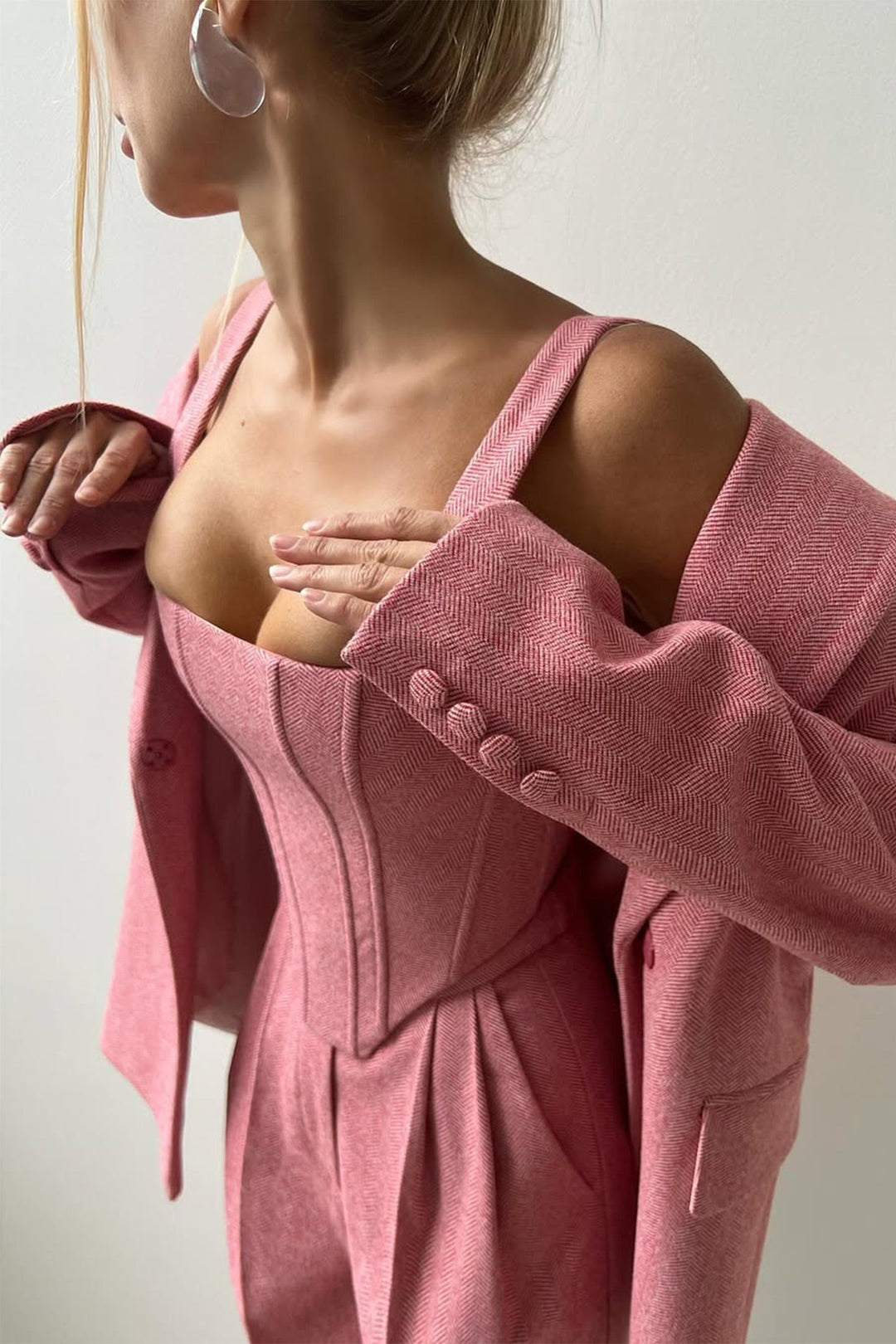 Amelia | Completo da donna moderno e versatile con blazer a tre pezzi