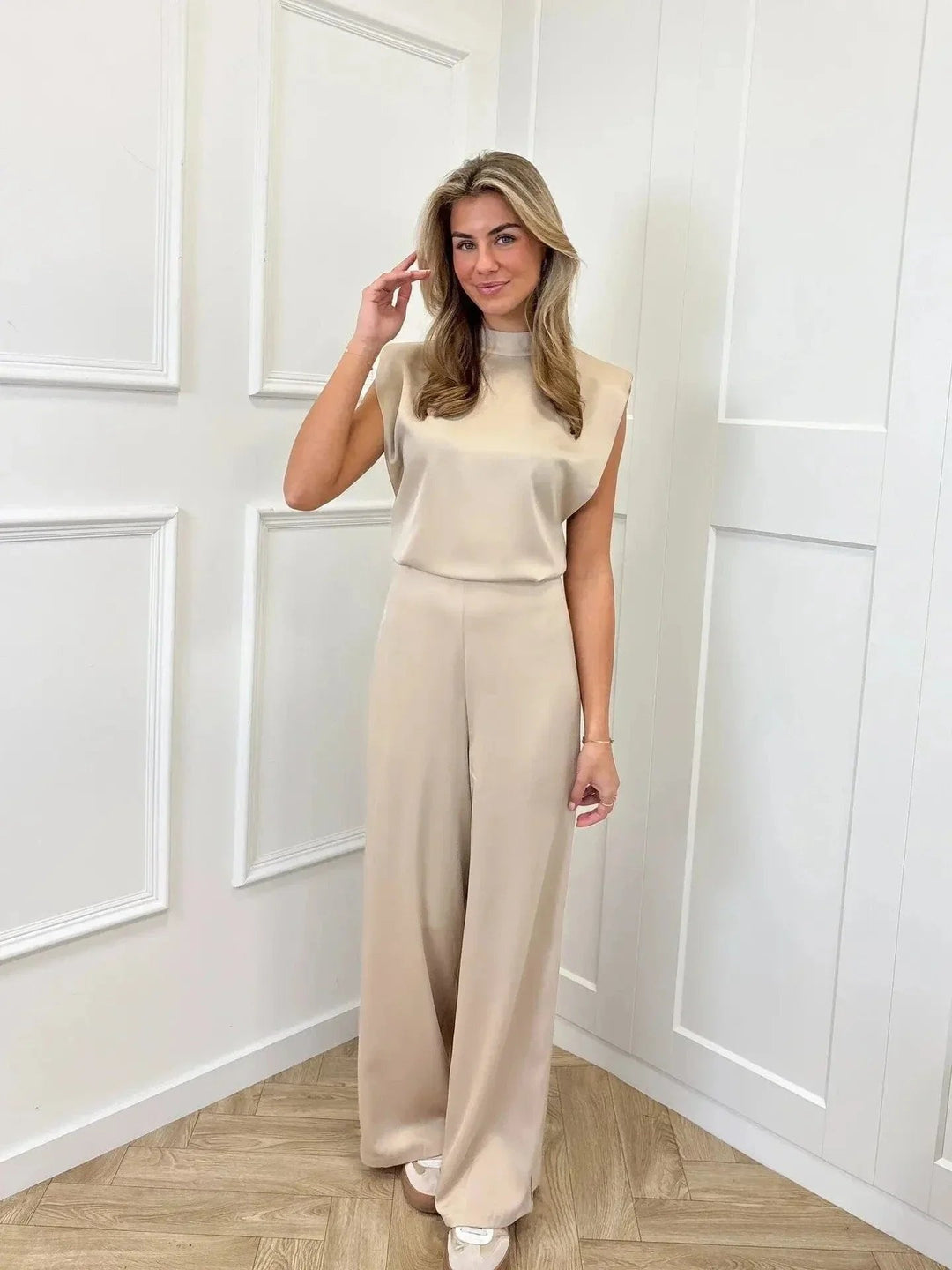 Clara | Satin Jumpsuit – Elegant Wide-Leg Design for Women