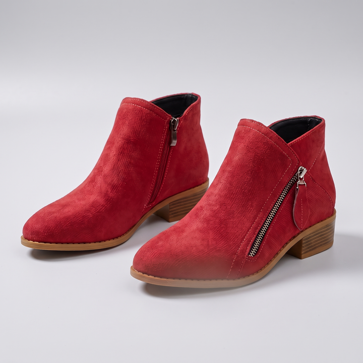 Calvera | Easy-Walk Boots – Elegant Design for Everyday Wear