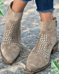 Elowen | Bottines en daim à clous et talon bloc