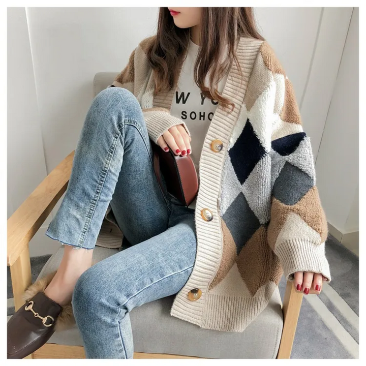 Olivia | Kuscheliger und modischer Oversize-Cardigan mit Knöpfen