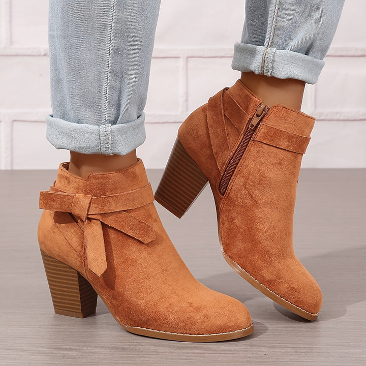 Clara | Bottines féminines à bout pointu avec détail en nœud