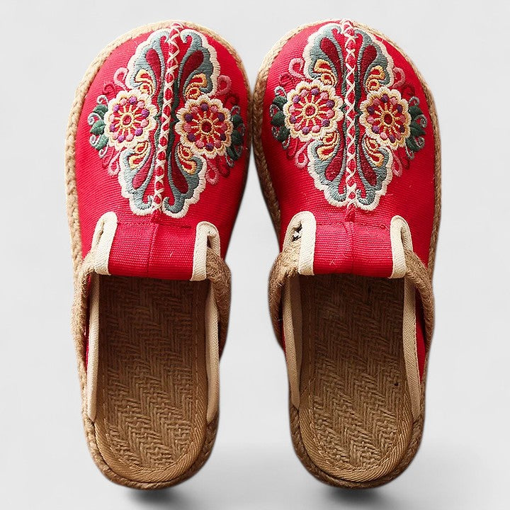 Mira | Mules comode ed eleganti con ricami floreali