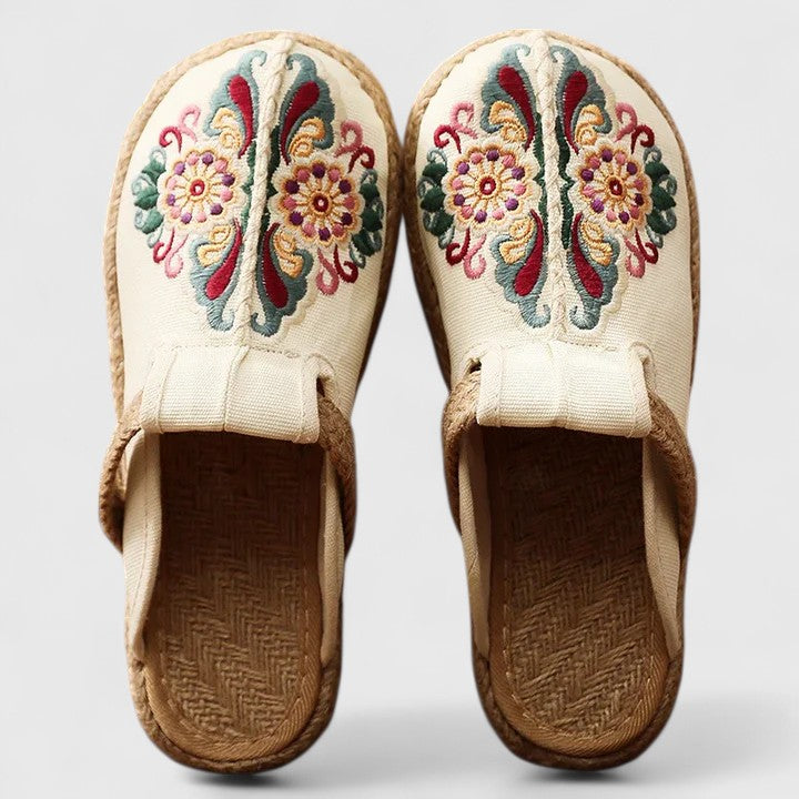 Mira | Mules comode ed eleganti con ricami floreali