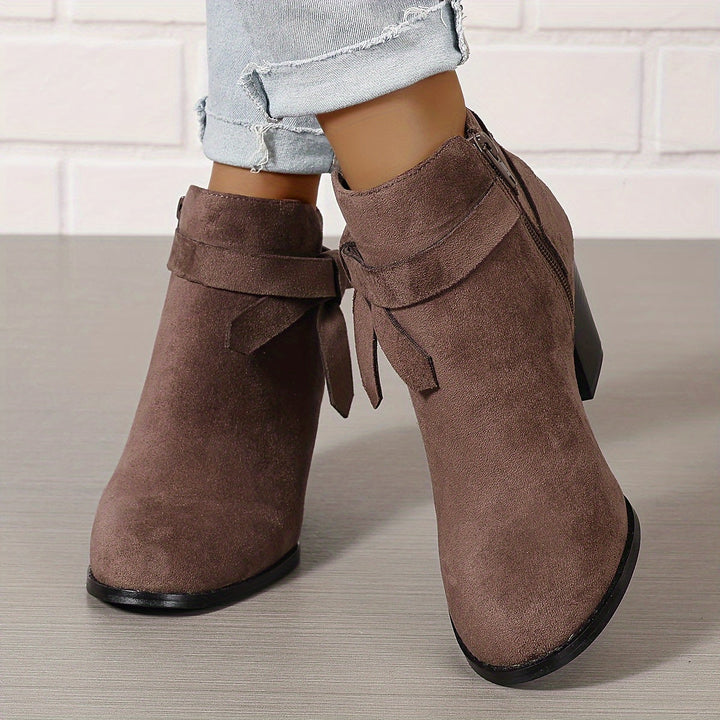 Clara | Bottines féminines à bout pointu avec détail en nœud