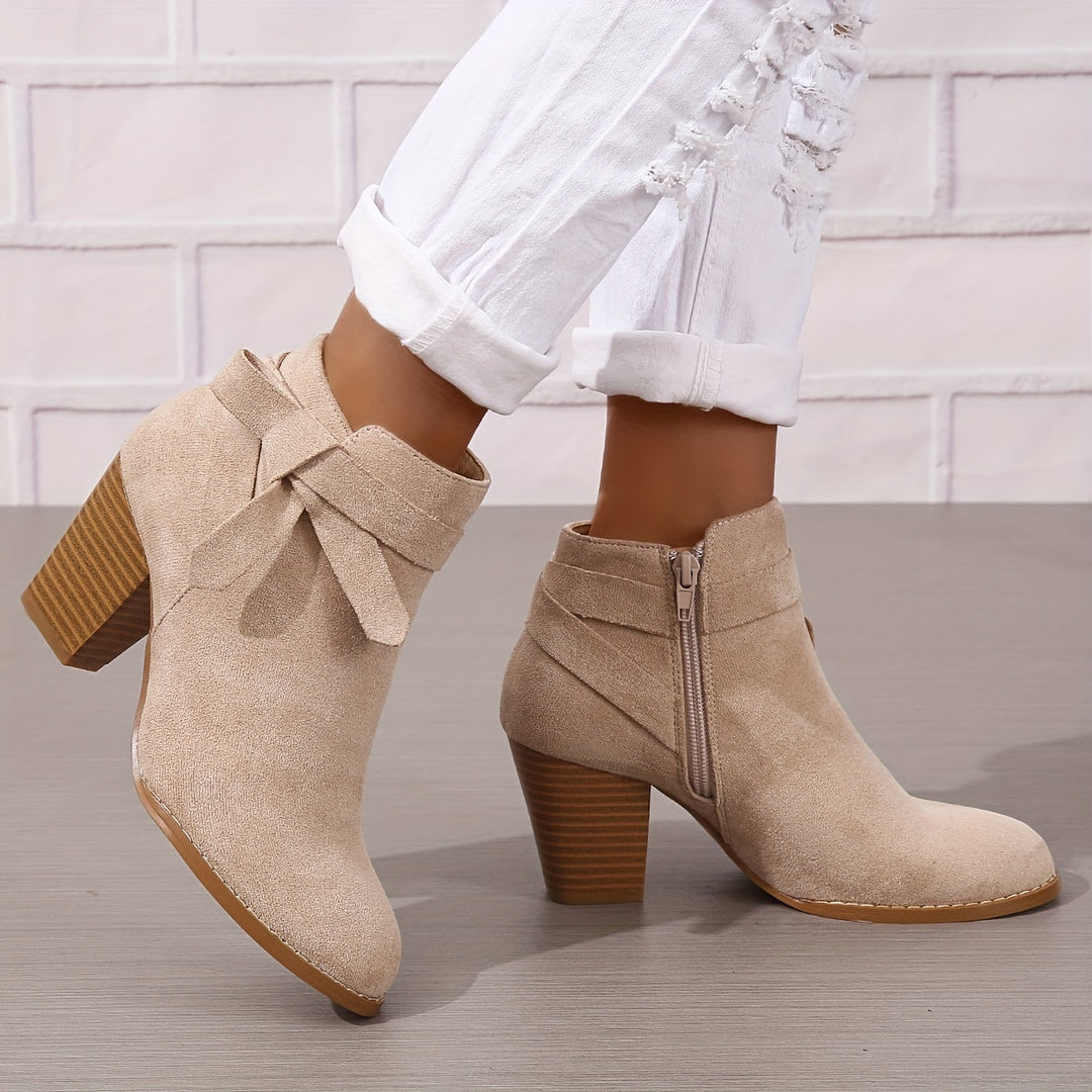 Clara | Bottines féminines à bout pointu avec détail en nœud