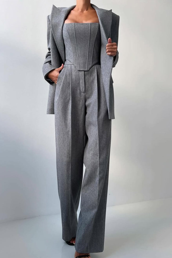 Amelia | Completo da donna moderno e versatile con blazer a tre pezzi
