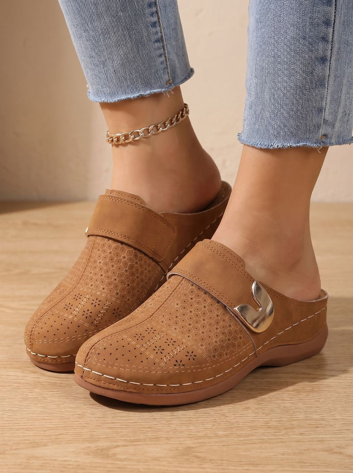 Emma | Orthopedic Mule Clogs – Adjustable Slip-On Style for Women
