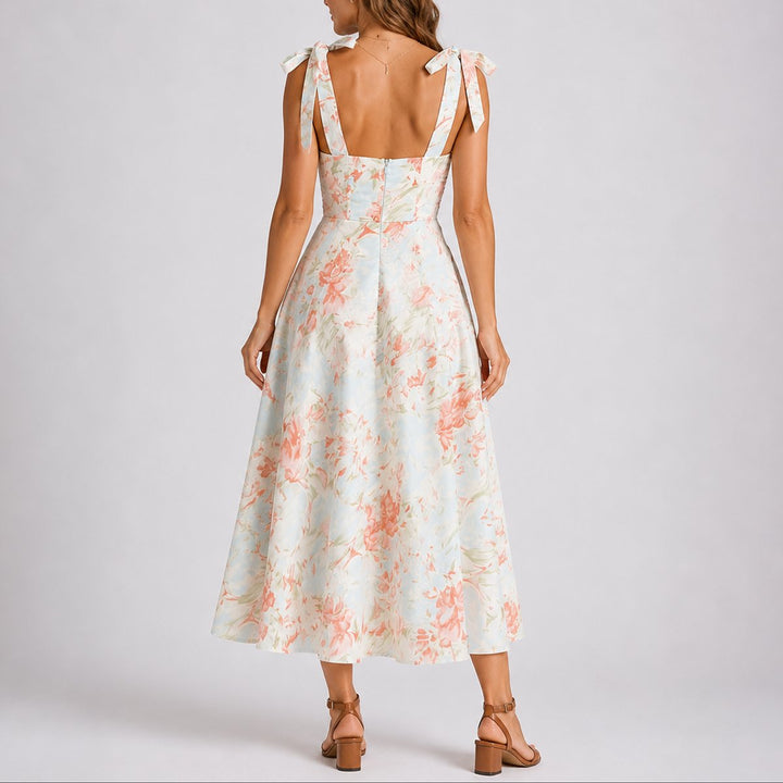 Karin | Robe midi romantique et délicate à motifs floraux pour mariage d’automne