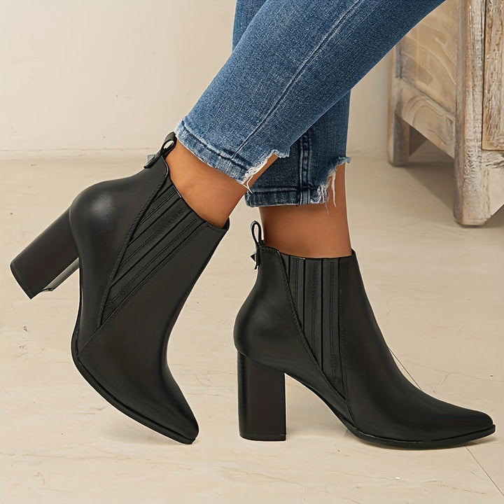 Alice | Bottines élégantes à bout pointu et talon carré
