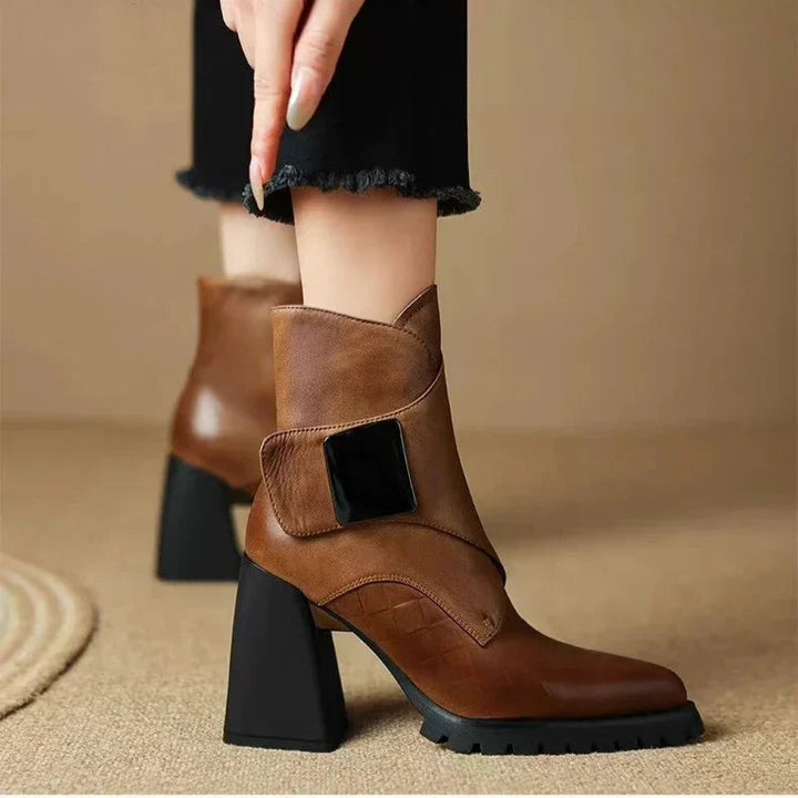 Amelia | Comfortable And Sophisticated chelsea boots With Heels 7