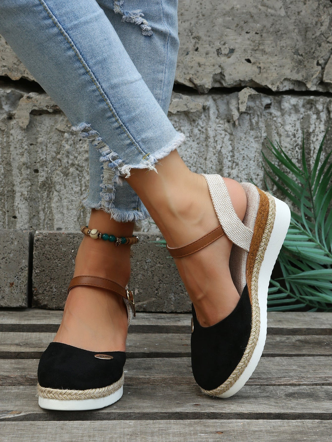 Brielle | Woven Orthopedic Sandals for Casual Elegance 1