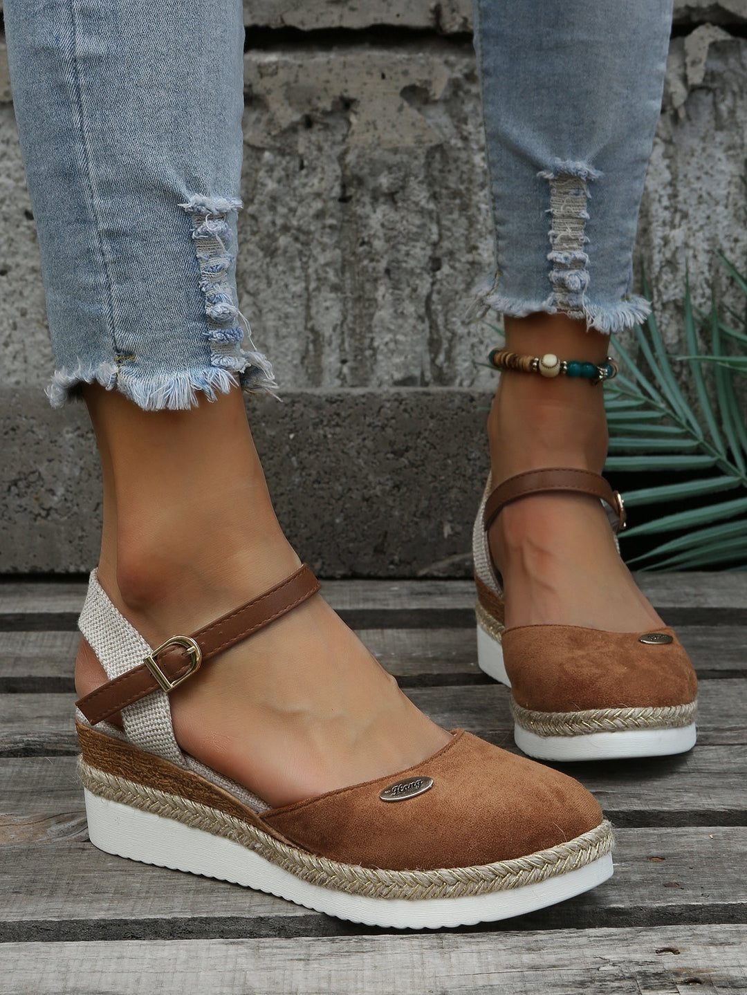Brielle | Woven Orthopedic Sandals for Casual Elegance 3