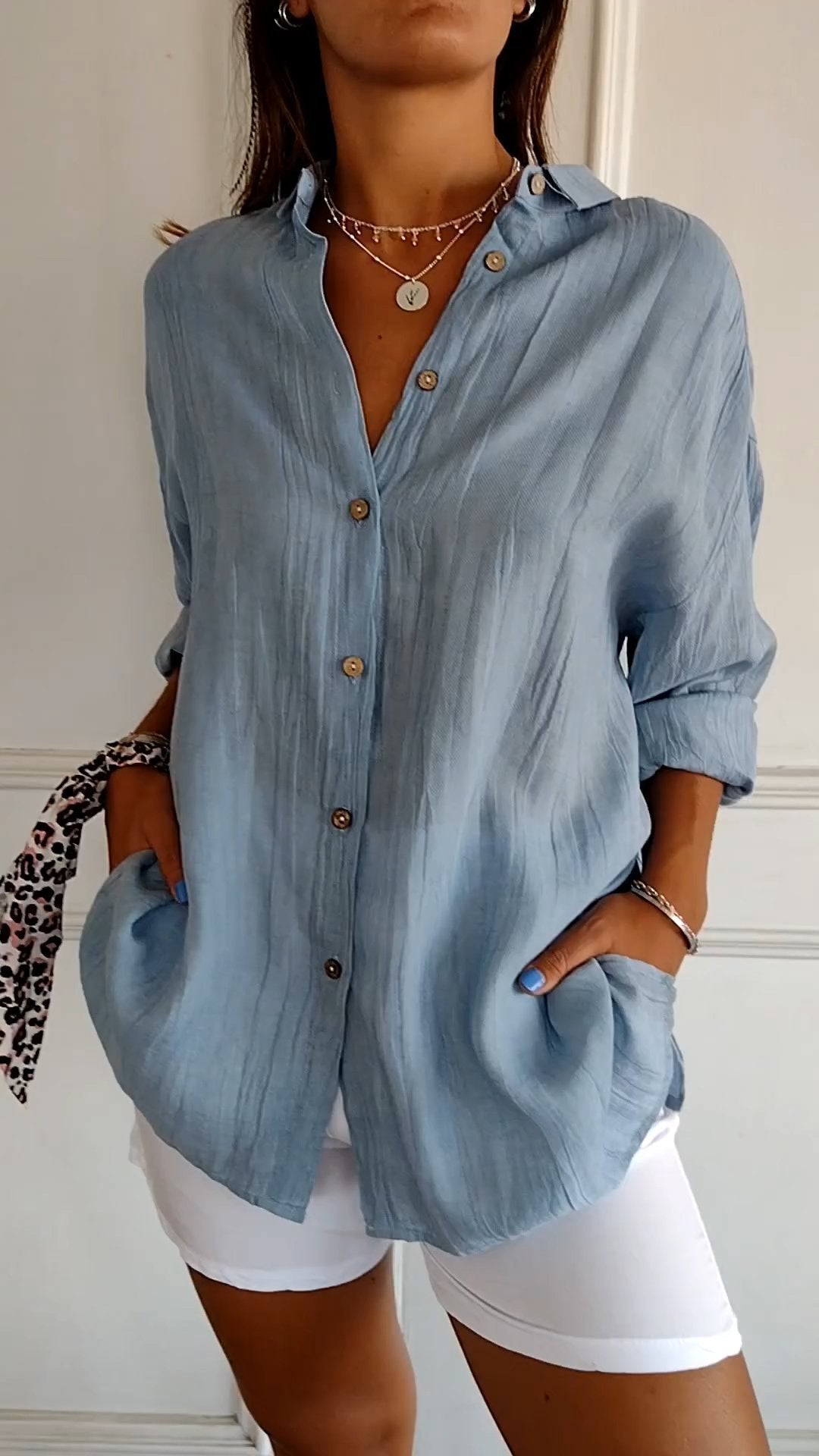 Elizabeth | Chic and Versatile Blouse 0