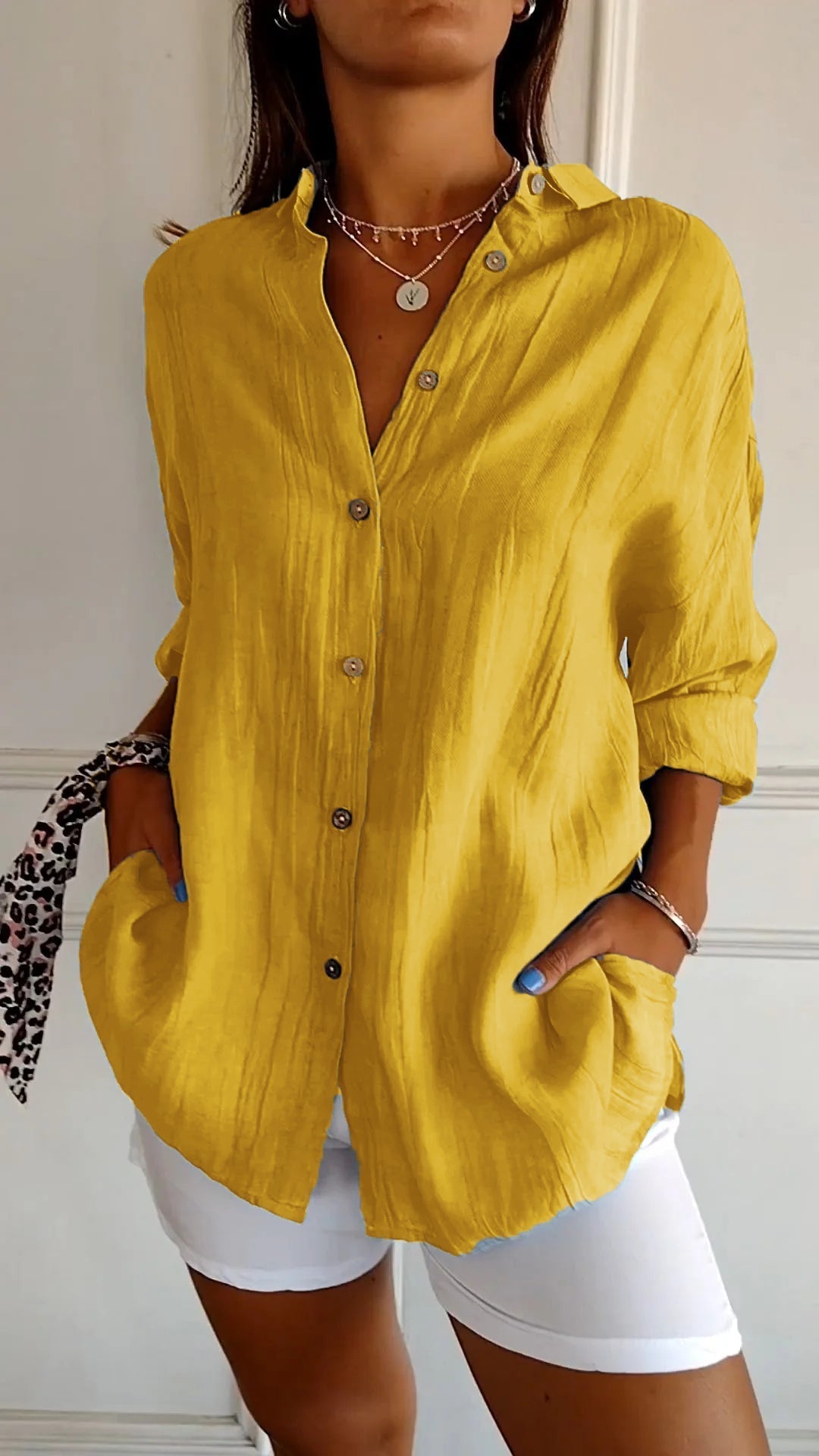 Elizabeth | Chic and Versatile Blouse 4
