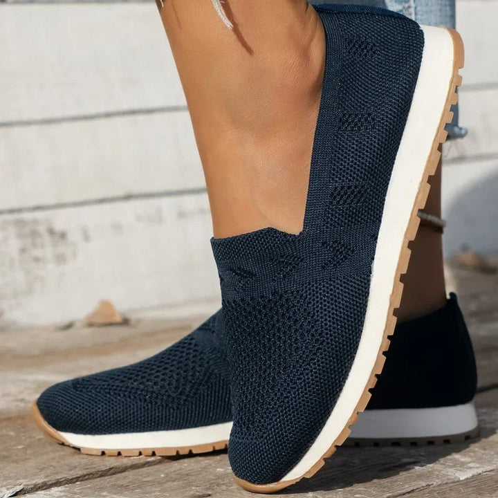 Erin | Orthopedic and trendy sneakers 1