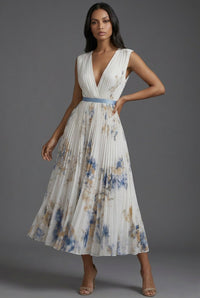 Laura | Timeless and Comfortable Pleated Floral Midi Dress