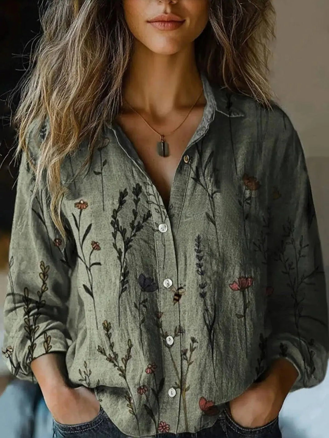 Gabriele | Beautiful And Relaxed Boho Floral Button-Up Blouse 7