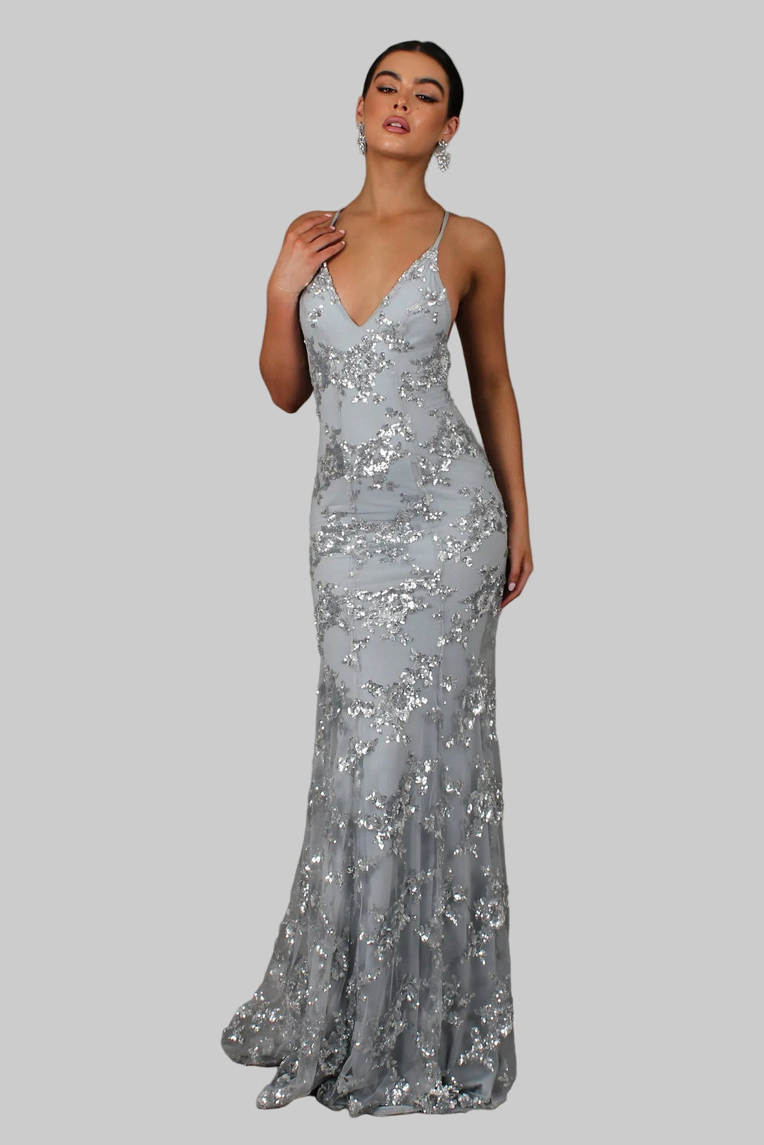 Glimmer | Elegant Sequin Maxi Dress for Women – Fluid Fit &amp; V-Neck Design 2