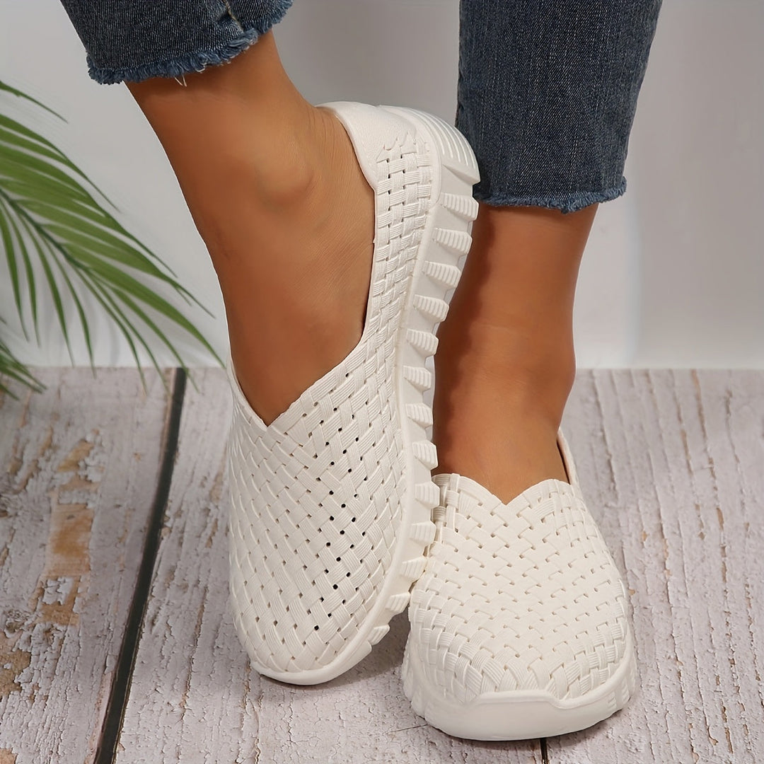 Isabella | Ergonomic Moccasins 0