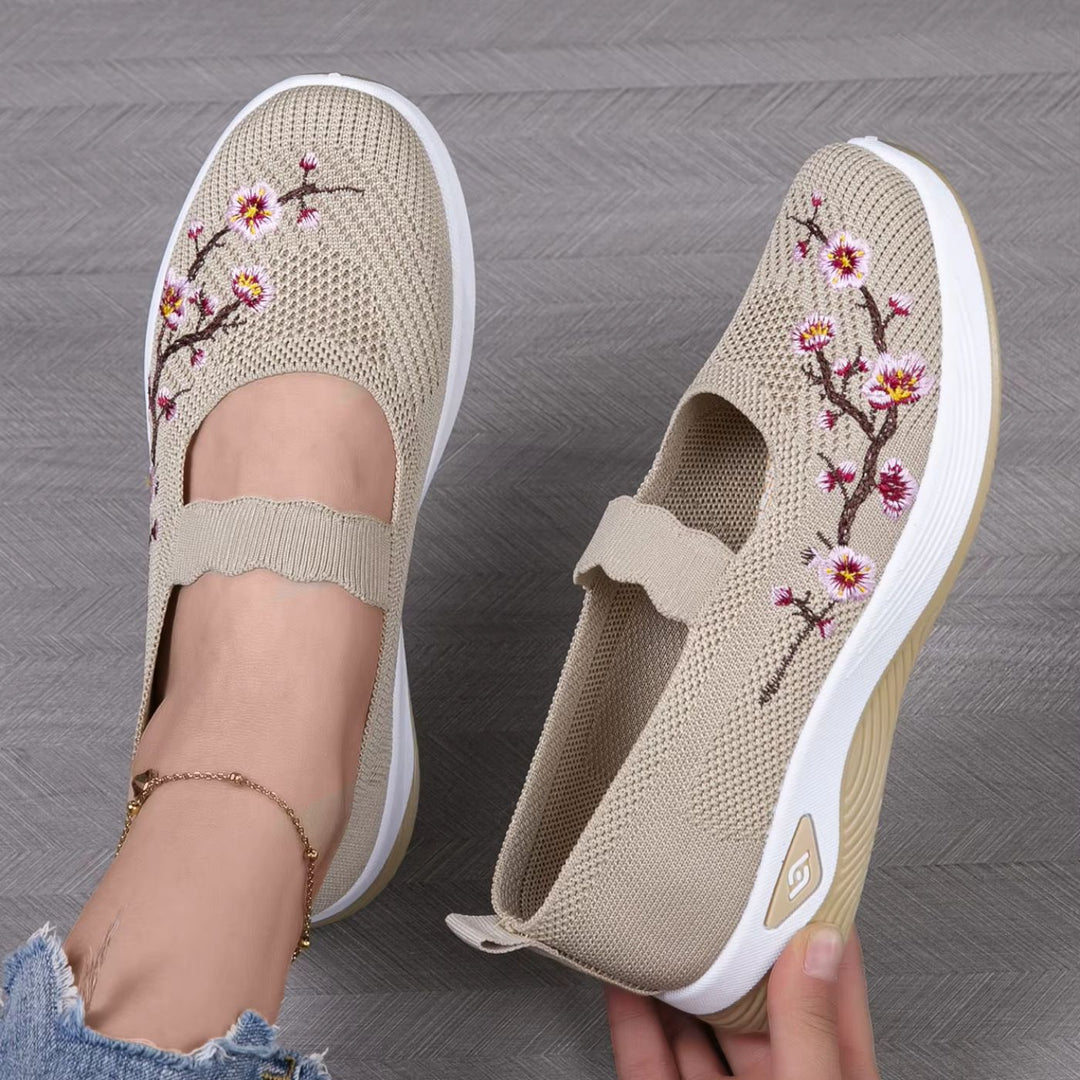Isla | Stylish, breathable orthopaedic shoes 1
