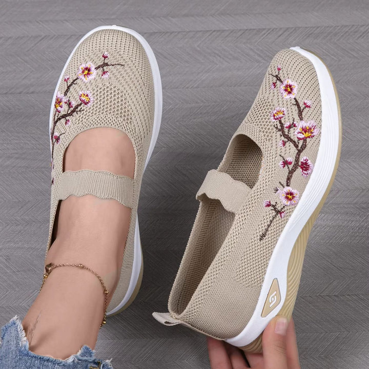 Isla | Stylish, breathable orthopaedic shoes 1