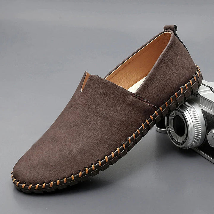 James | Elegant and timeless leather loafers 0
