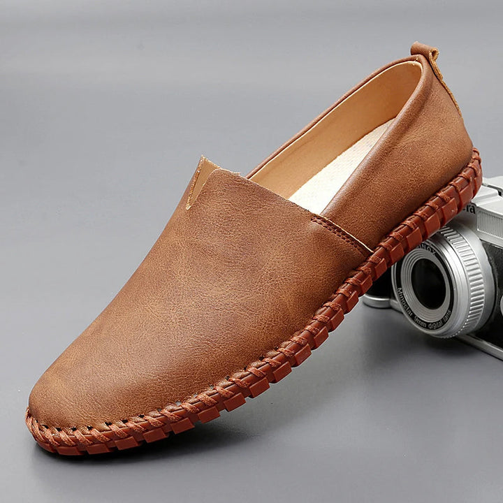James | Elegant and timeless leather loafers 2