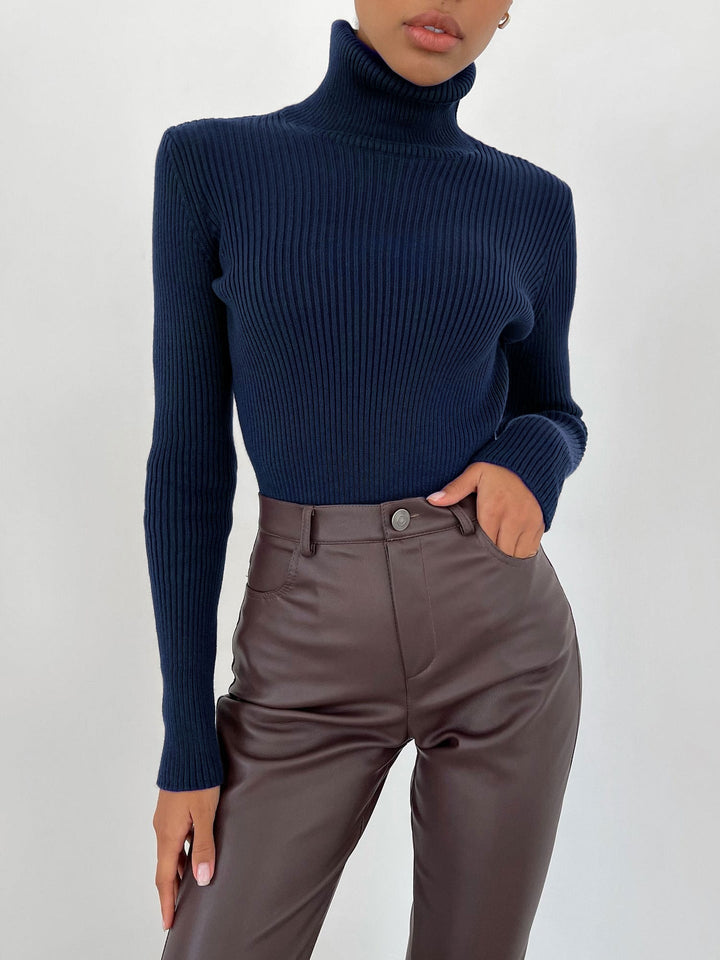 Jessika | Classic cotton turtleneck sweater 20