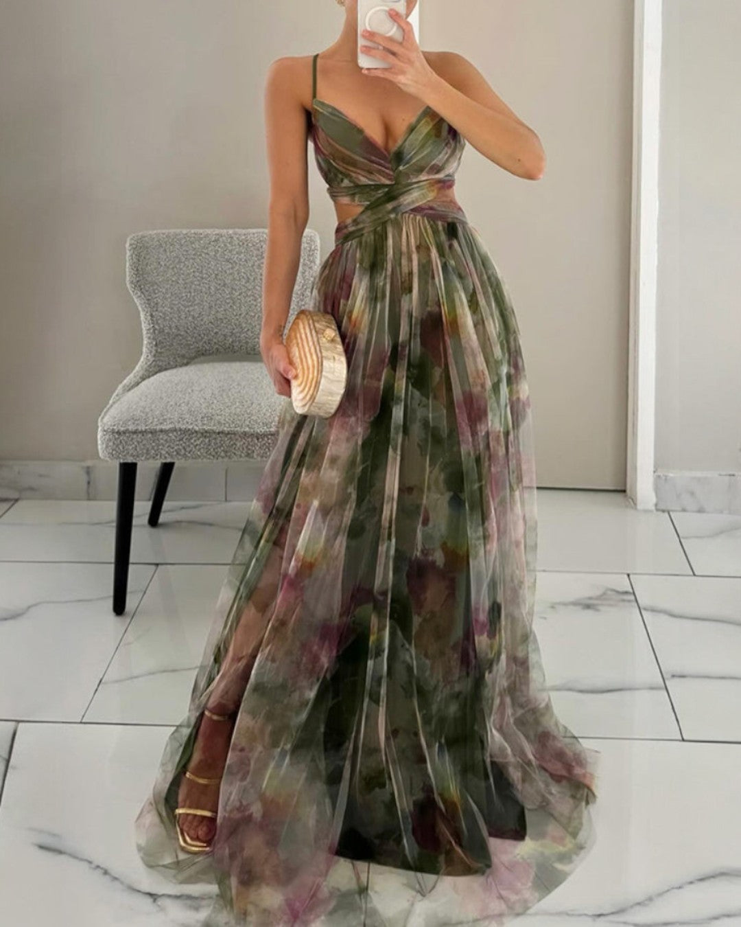 Julia | Romantic and elegant maxi dress with floral print 1