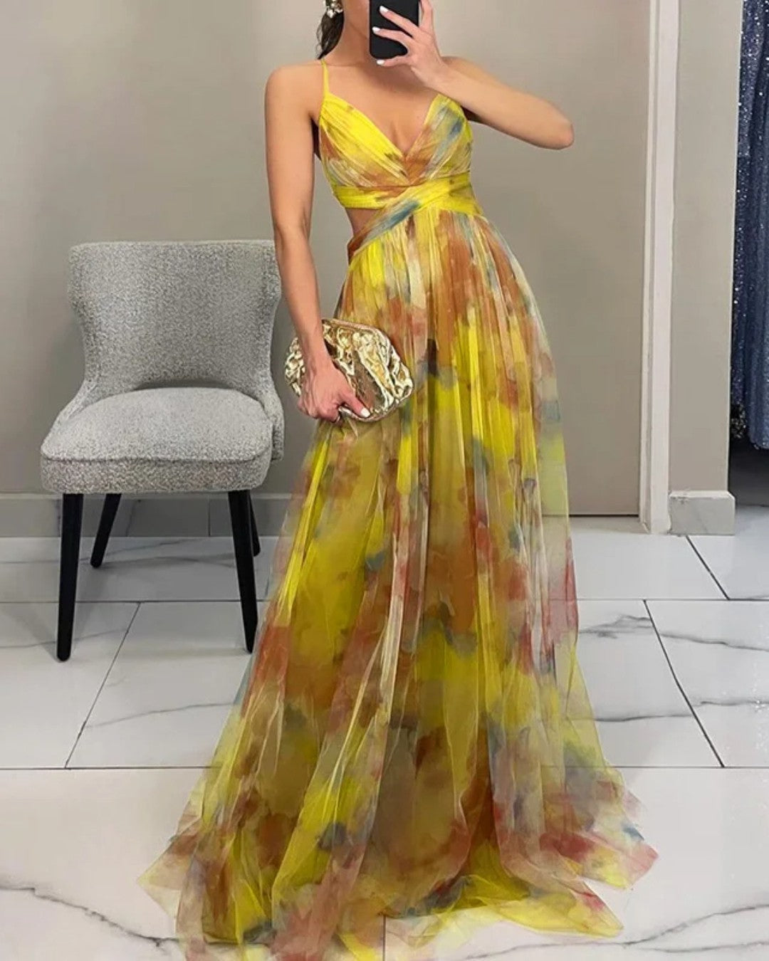 Julia | Romantic and elegant maxi dress with floral print 2
