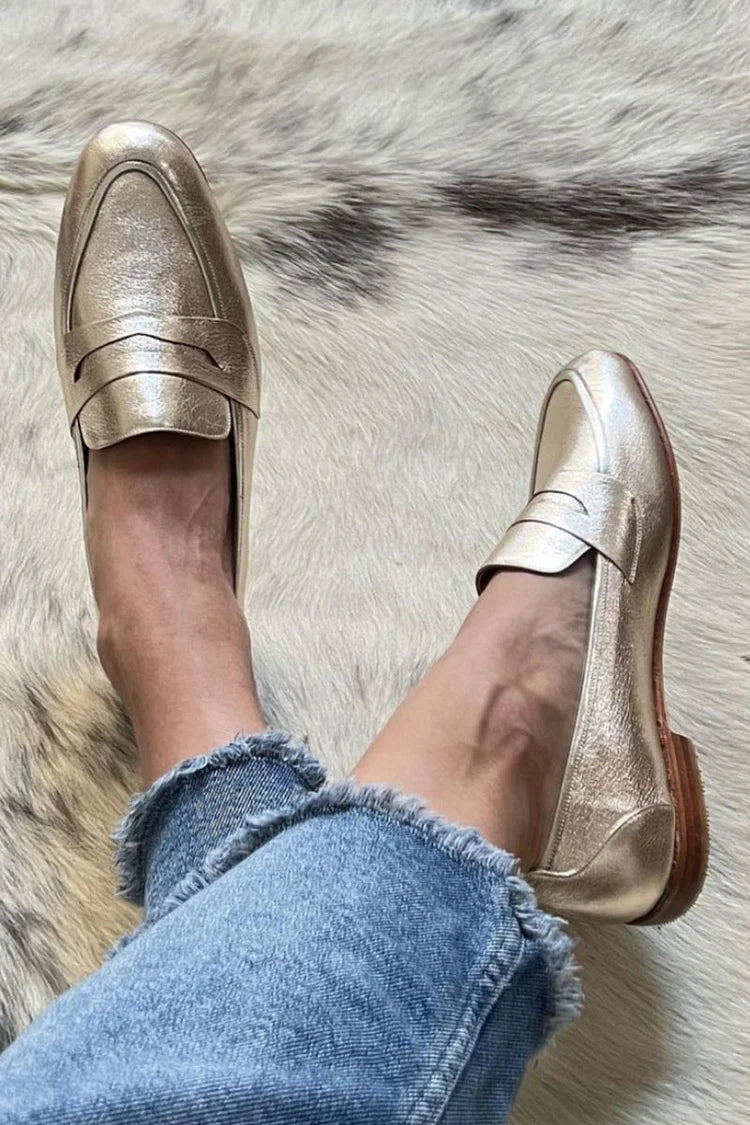 LuxeLoaf | Elegant, Comfortable & Versatile Women's Loafers in Light Gold 0