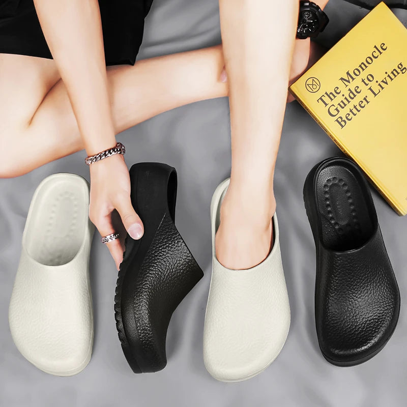 Manuela | Waterproof unisex clogs 2