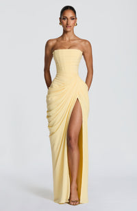 Kerstin | Graceful and Timeless Strapless Maxi Dress