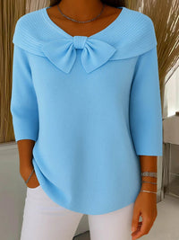 Isabella | Comfortable and Feminine Bow Detail Knit Sweater