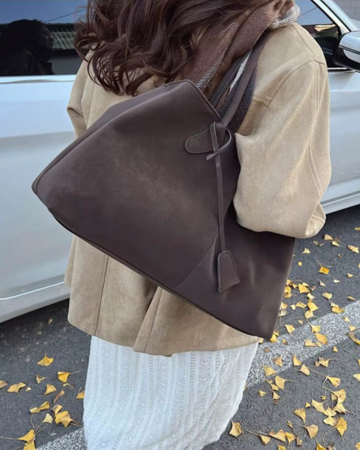 Noor | Stylish and versatile tote bag 1