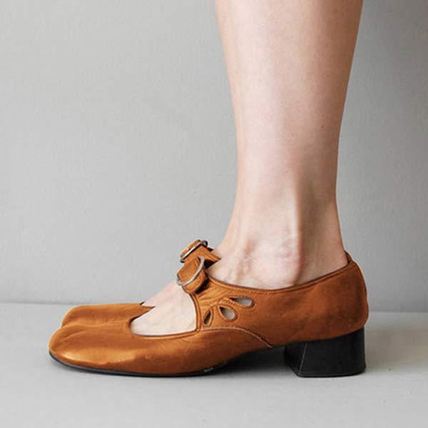 Olivia | Timeless Leather Sandals with Buckle 1
