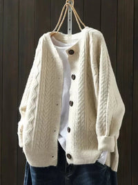 Audrey | Gemütliche und klassische übergroße Strickjacke