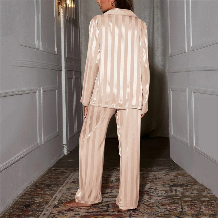 Victoria | Luxurious And Silky Satin Pajama Set 2