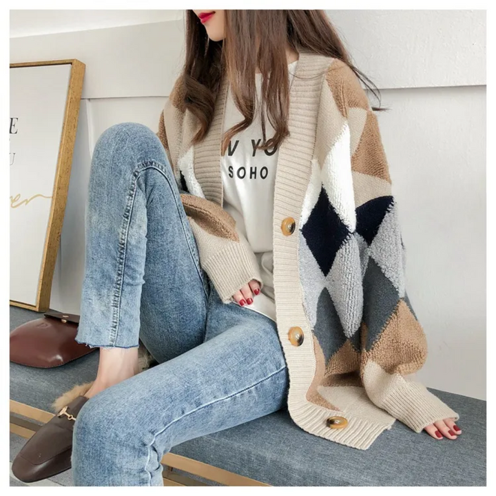 Olivia | Kuscheliger und modischer Oversize-Cardigan mit Knöpfen