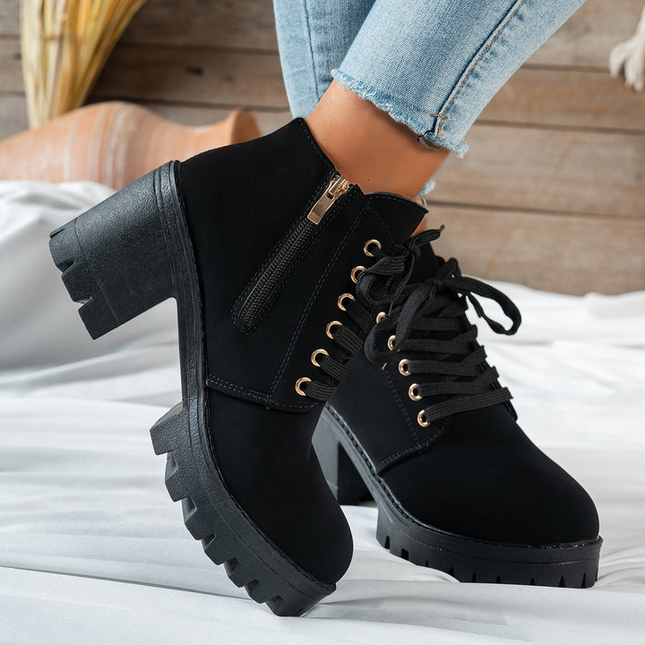 Hannah | Bottines chic et tendance à lacets avec détail cœur