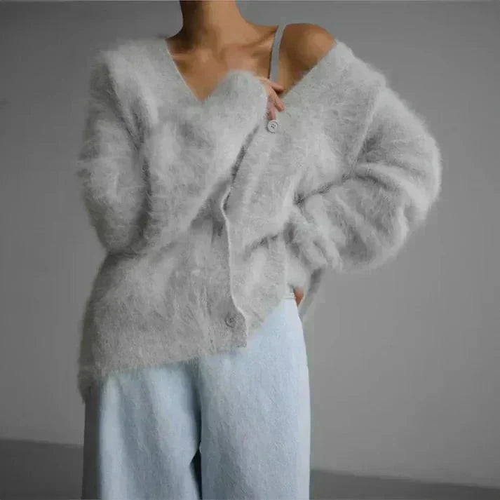 Luna | Kuscheliger und eleganter Strick-Cardigan mit V-Ausschnitt