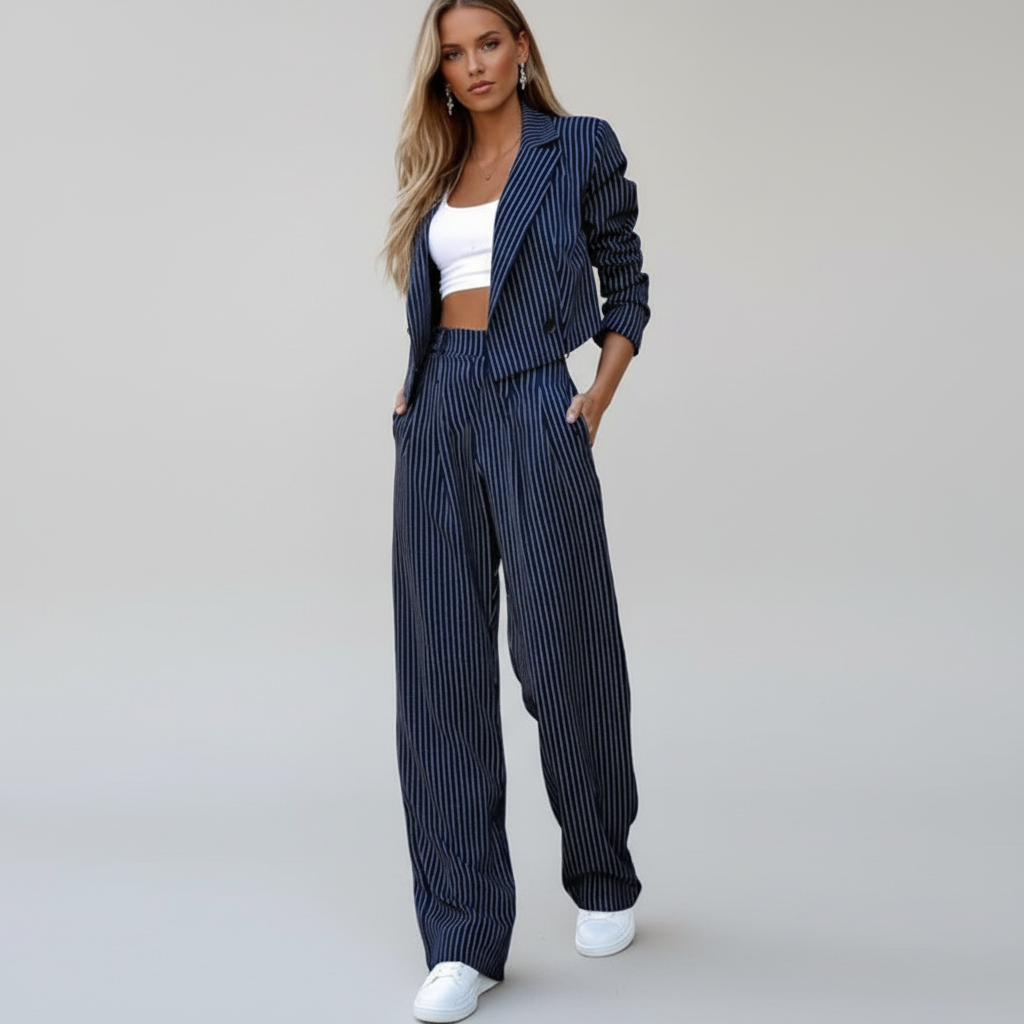 Adelina | Completo elegante a righe con blazer