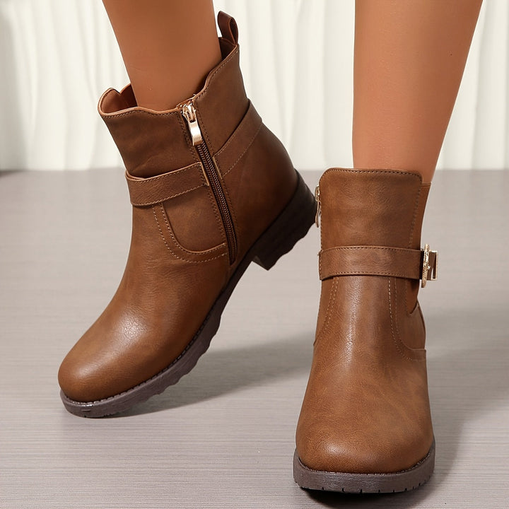 Grace | Stivaletti moderni con fibbia ispirati allo stile western
