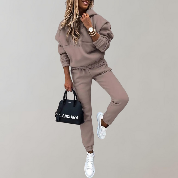 Drune | Retro Style Tracksuit with Hoodie for Women